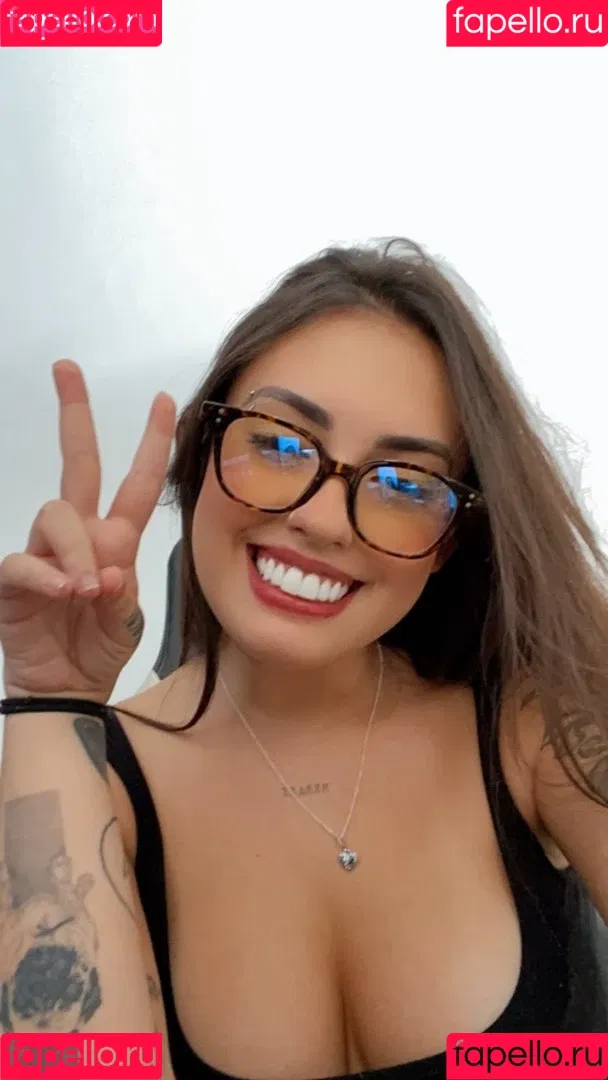Vitoria Marcilio Onlyfans Photo Gallery 