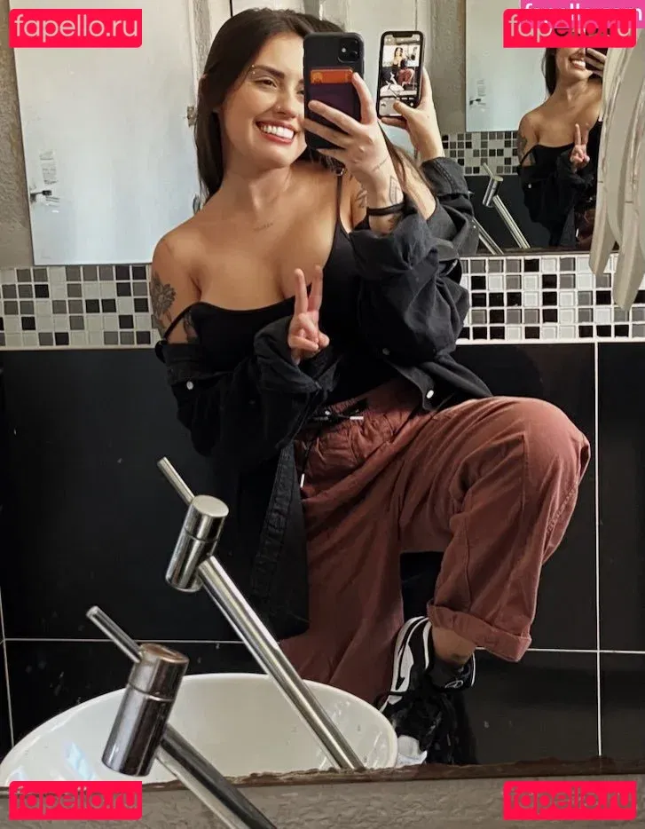 Vitoria Marcilio Onlyfans Photo Gallery 