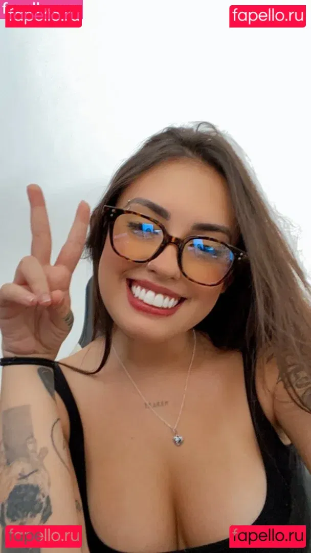 Vitoria Marcilio Onlyfans Photo Gallery 