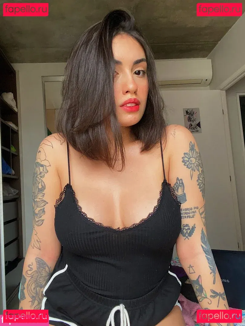 Vitoria Marcilio Onlyfans Photo Gallery 