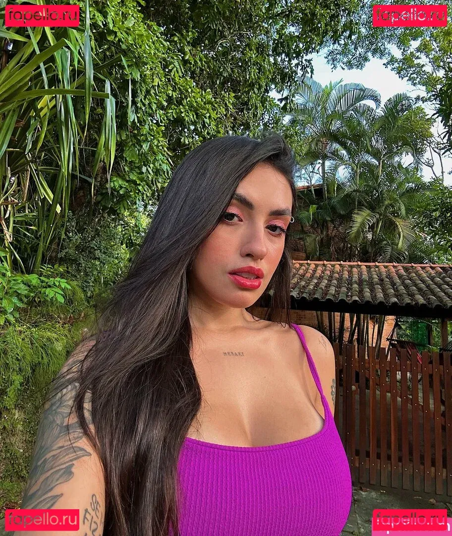 Vitoria Marcilio Onlyfans Photo Gallery 