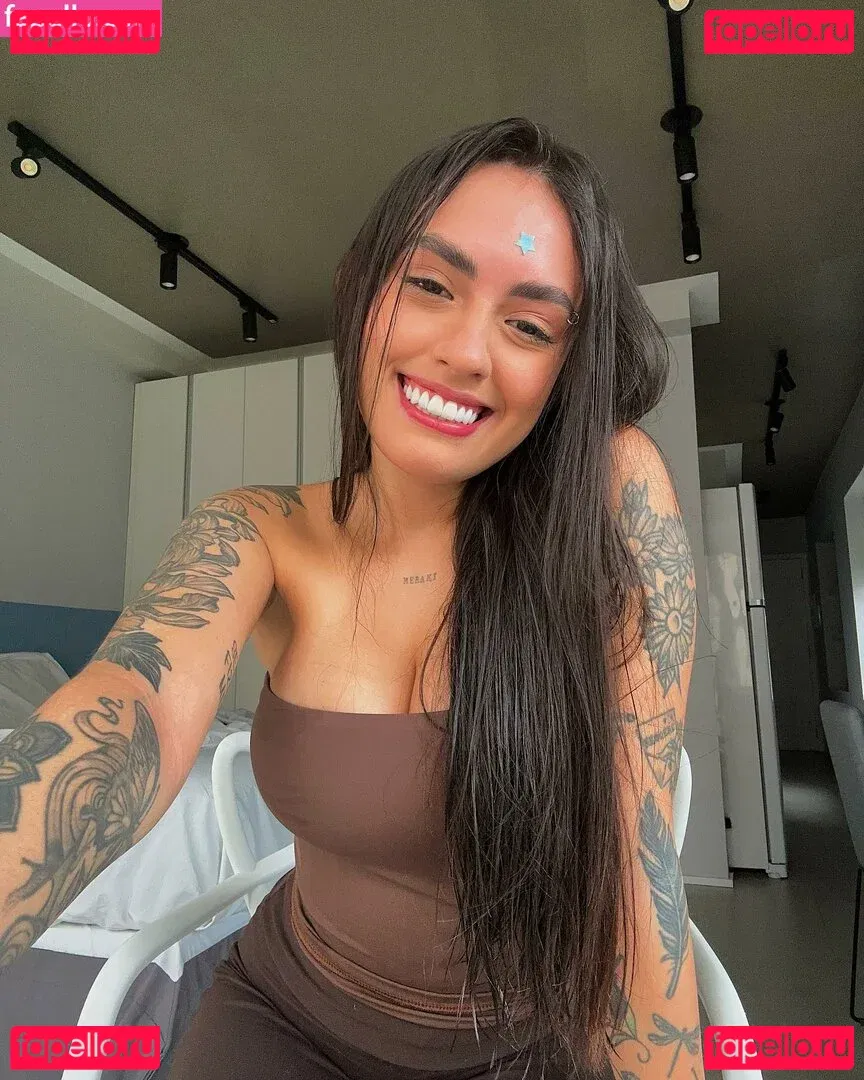 Vitoria Marcilio Onlyfans Photo Gallery 