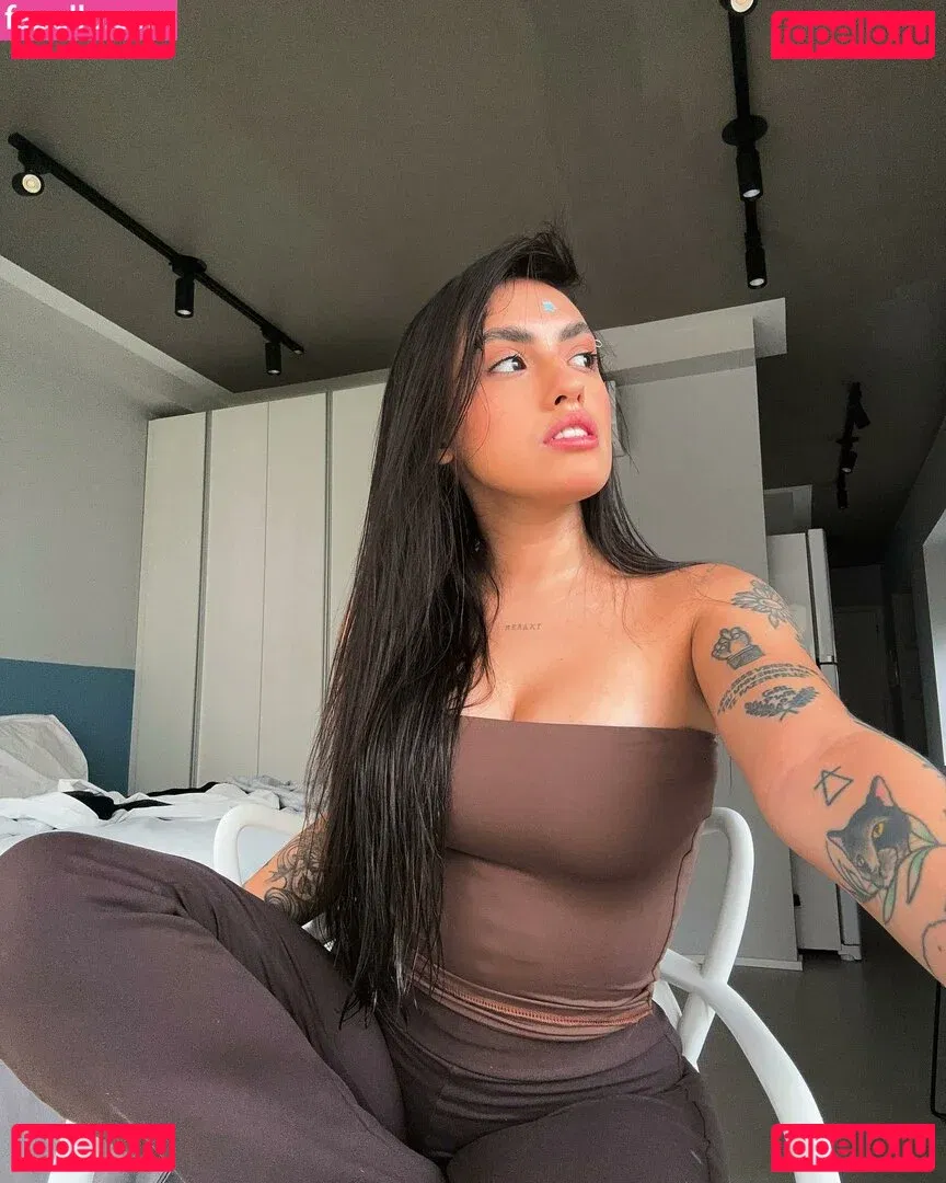 Vitoria Marcilio Onlyfans Photo Gallery 