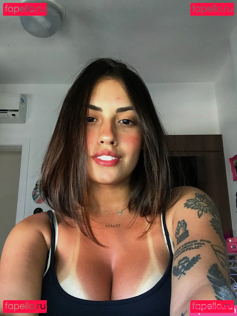 Vitoria Marcilio Onlyfans Photo Gallery 