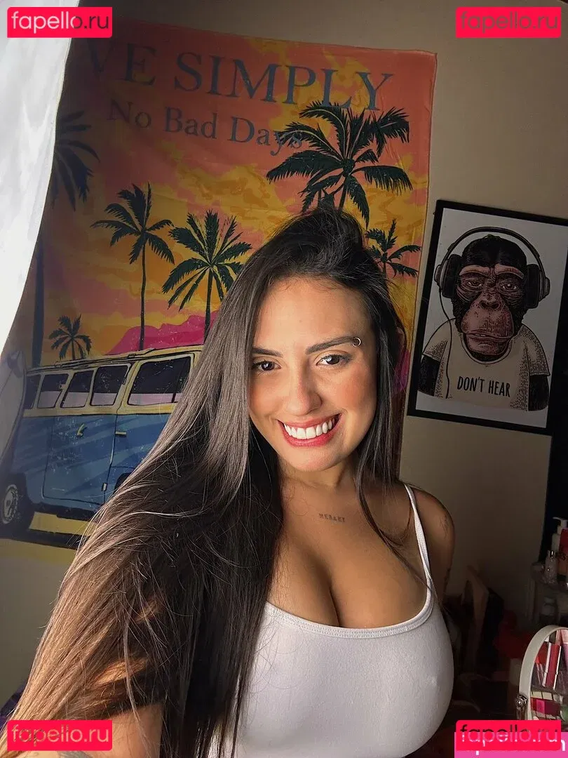 Vitoria Marcilio Onlyfans Photo Gallery 