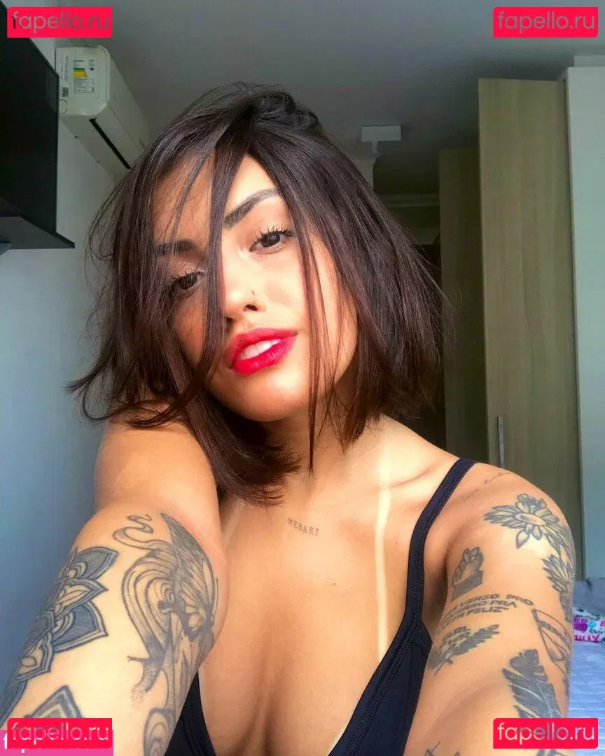 Vitoria Marcilio Onlyfans Photo Gallery 