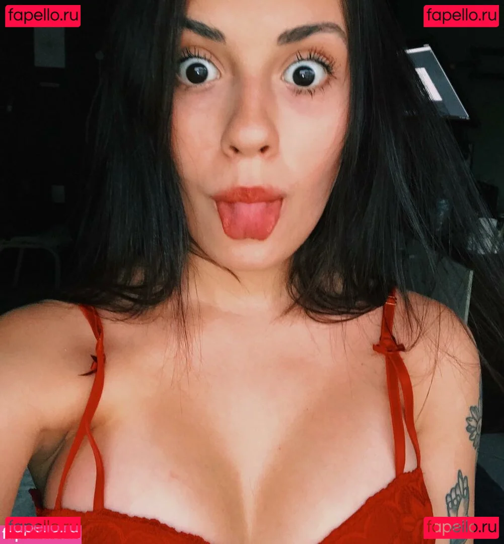 Vitoria Marcilio Onlyfans Photo Gallery 