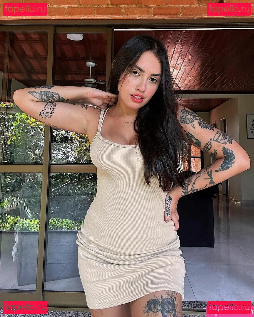 Vitoria Marcilio Onlyfans Photo Gallery 