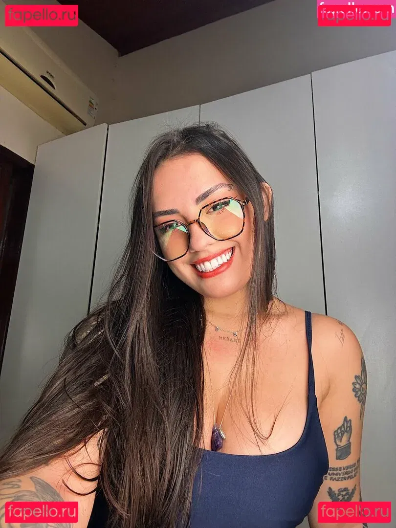 Vitoria Marcilio Onlyfans Photo Gallery 