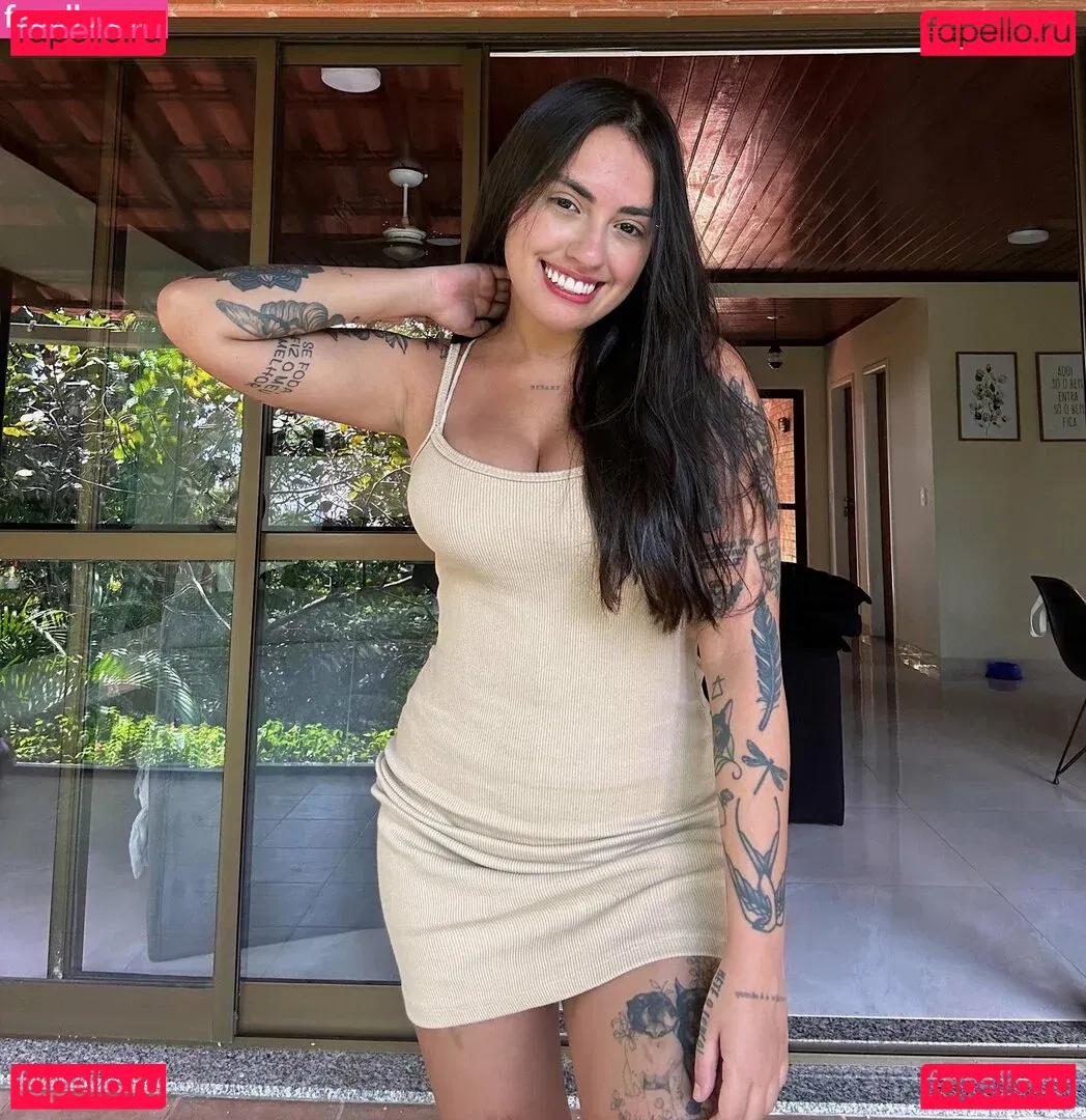 Vitoria Marcilio Onlyfans Photo Gallery 