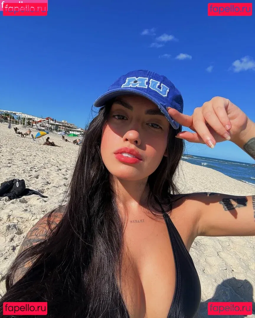 Vitoria Marcilio Onlyfans Photo Gallery 