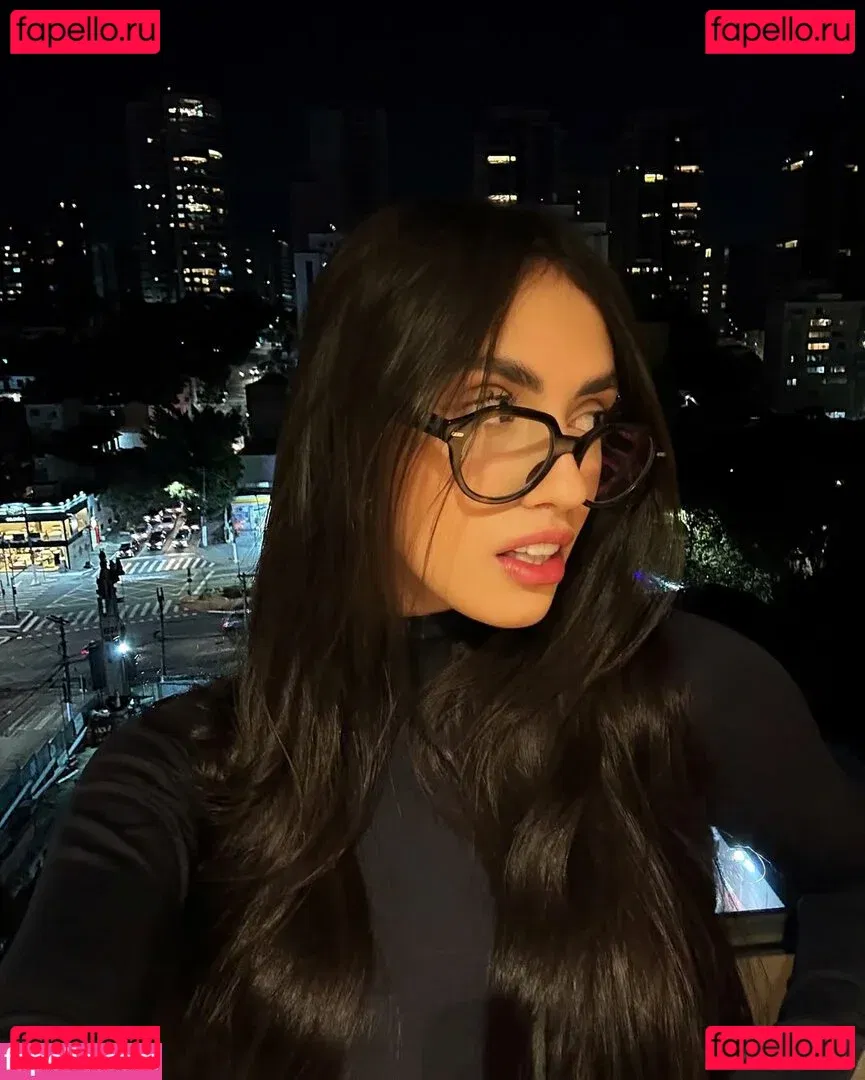 Vitoria Marcilio Onlyfans Photo Gallery 