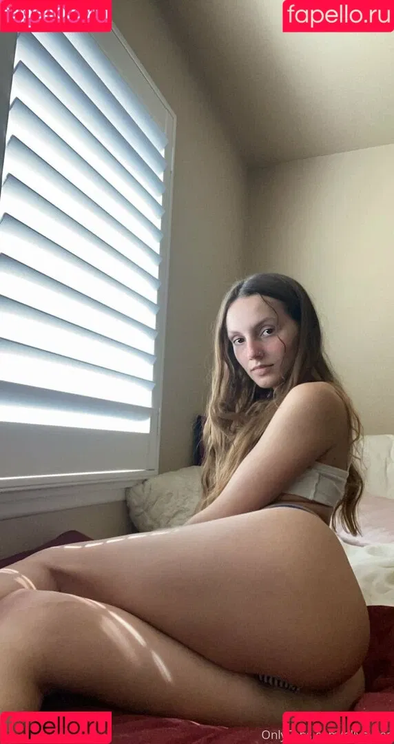 ellysykes Onlyfans Photo Gallery 