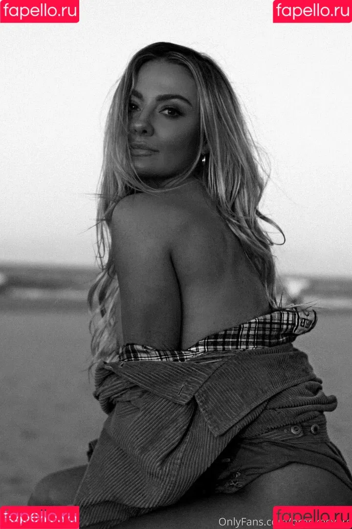 Brooke Evers Onlyfans Photo Gallery 