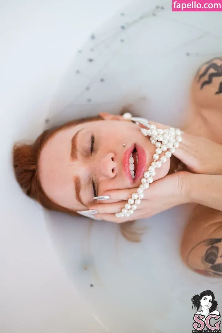 Lilvickysg Onlyfans Photo Gallery 