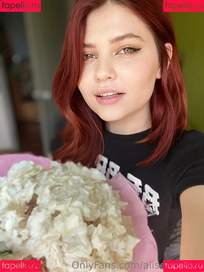 alise_ssmith Onlyfans Photo Gallery 