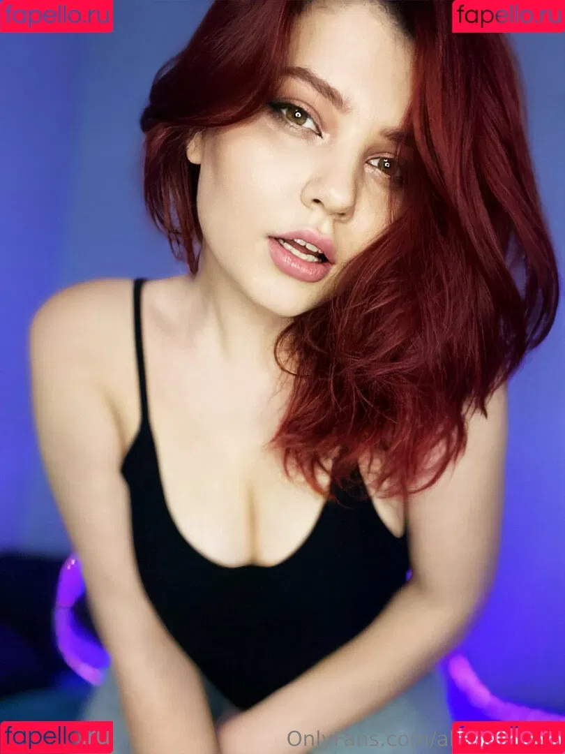alise_ssmith Onlyfans Photo Gallery 