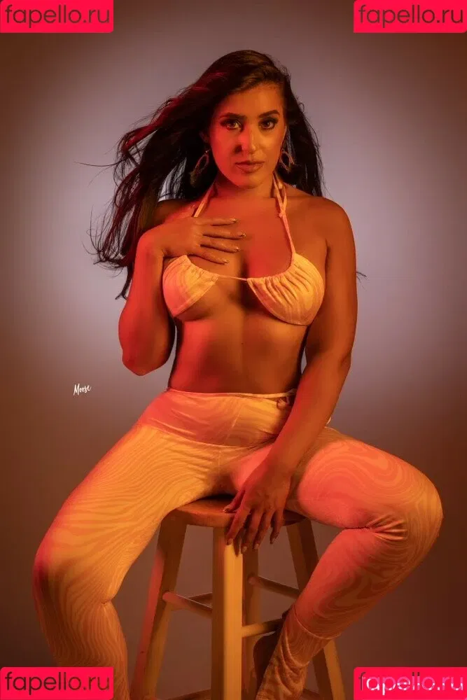 Amanda Chilelli Onlyfans Photo Gallery 
