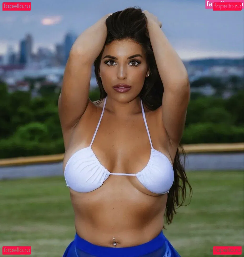 Amanda Chilelli Onlyfans Photo Gallery 