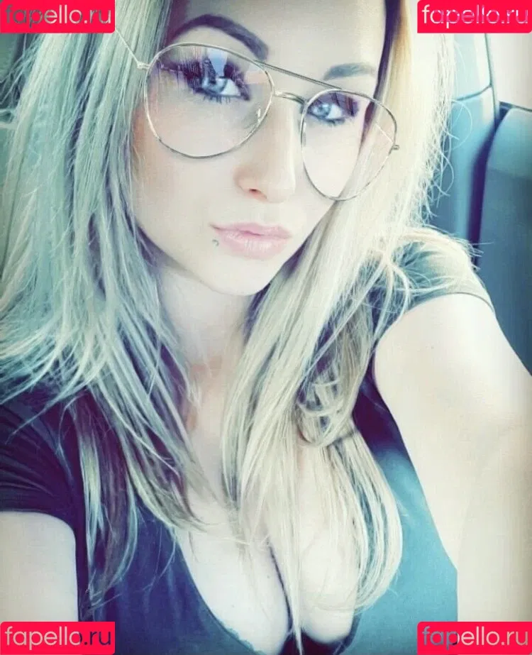 Anneke_x Onlyfans Photo Gallery 