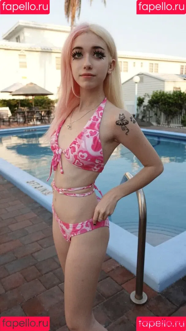 Iluvmeww Onlyfans Photo Gallery 