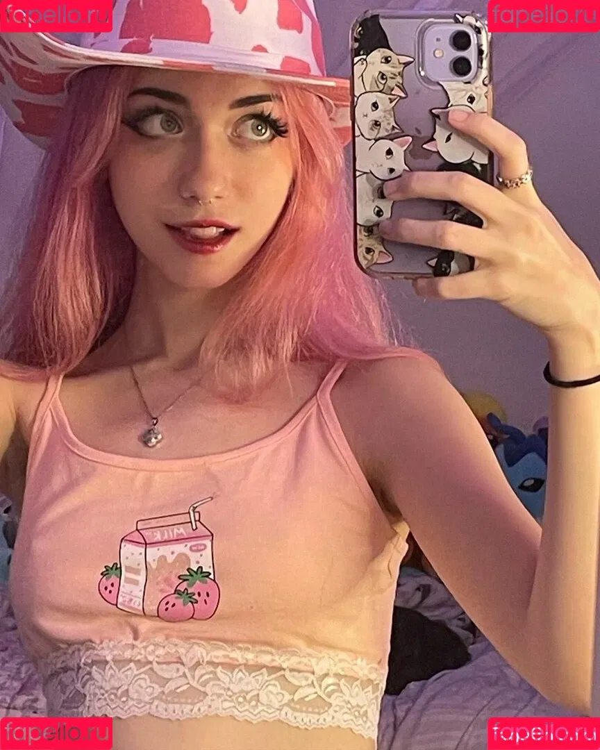Iluvmeww Onlyfans Photo Gallery 
