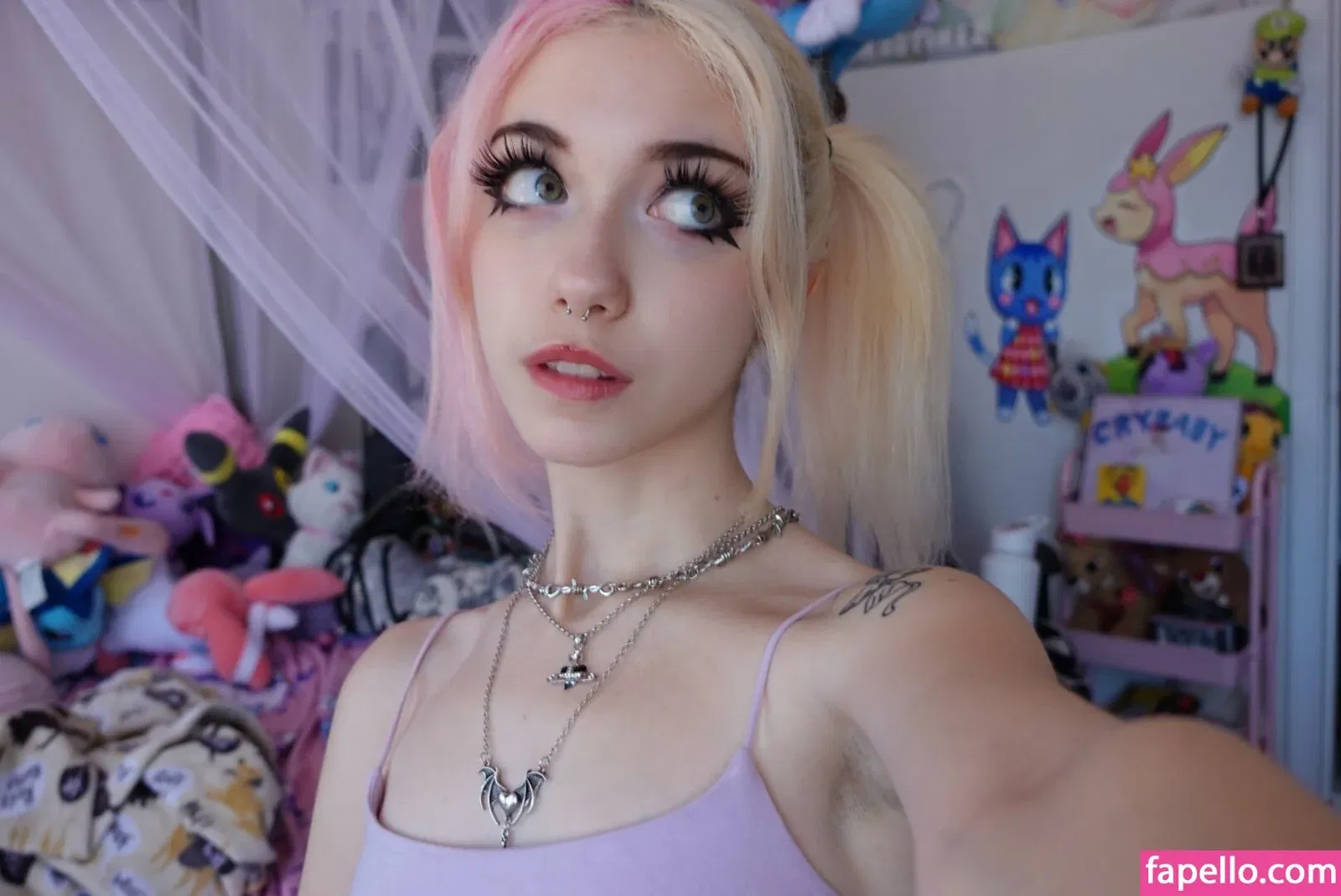 Iluvmeww Onlyfans Photo Gallery 