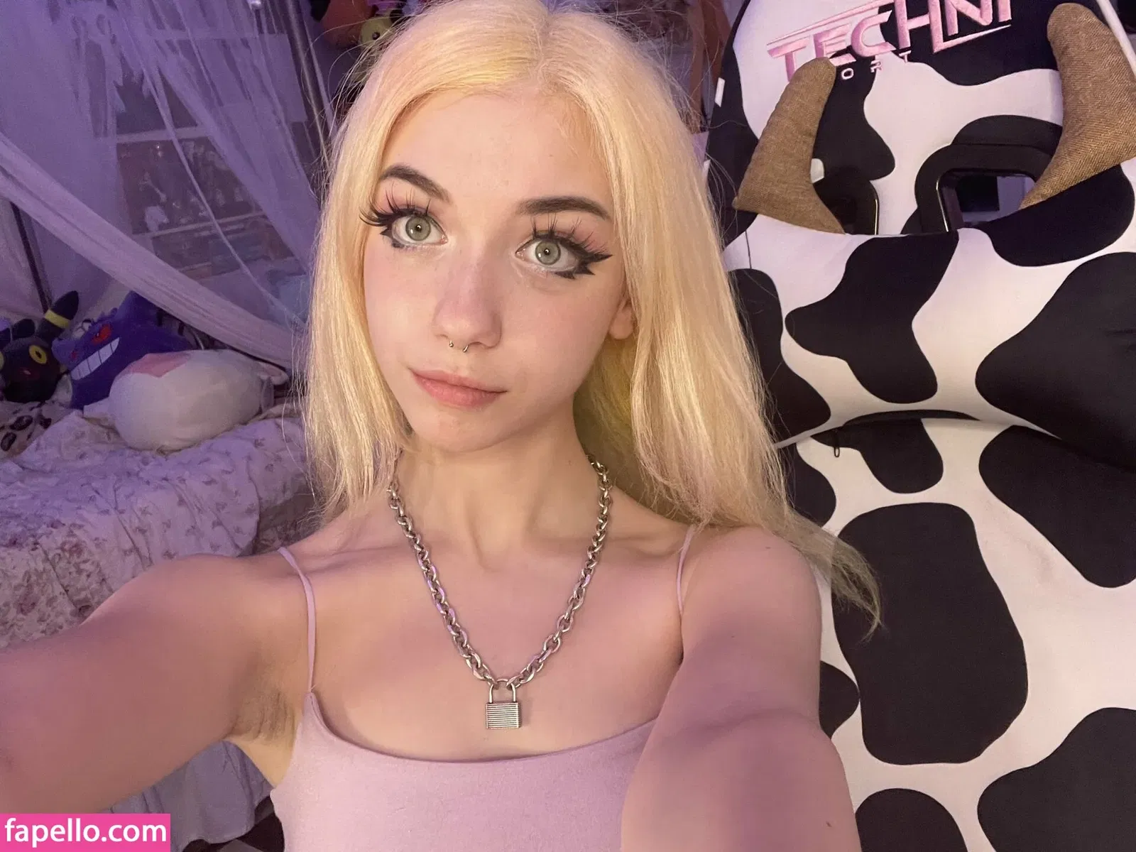 Iluvmeww Onlyfans Photo Gallery 