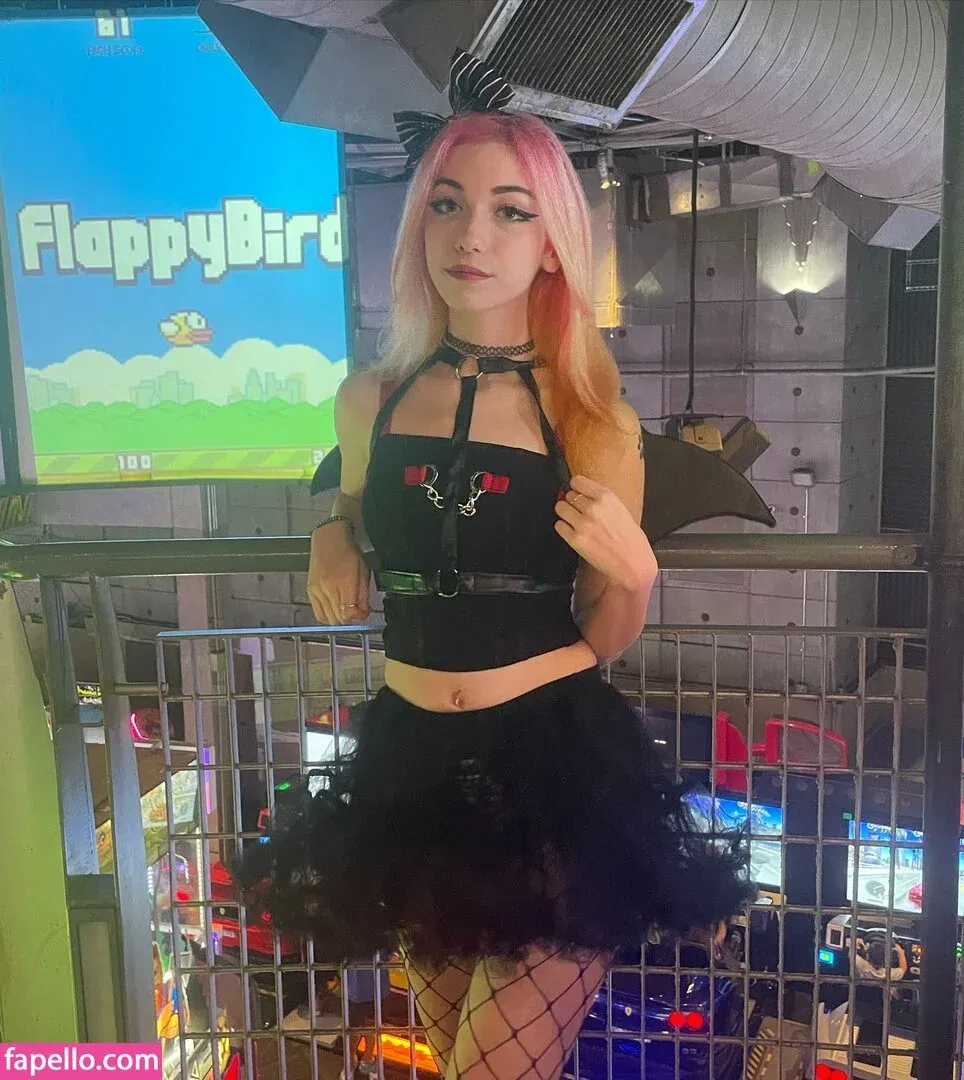 Iluvmeww Onlyfans Photo Gallery 