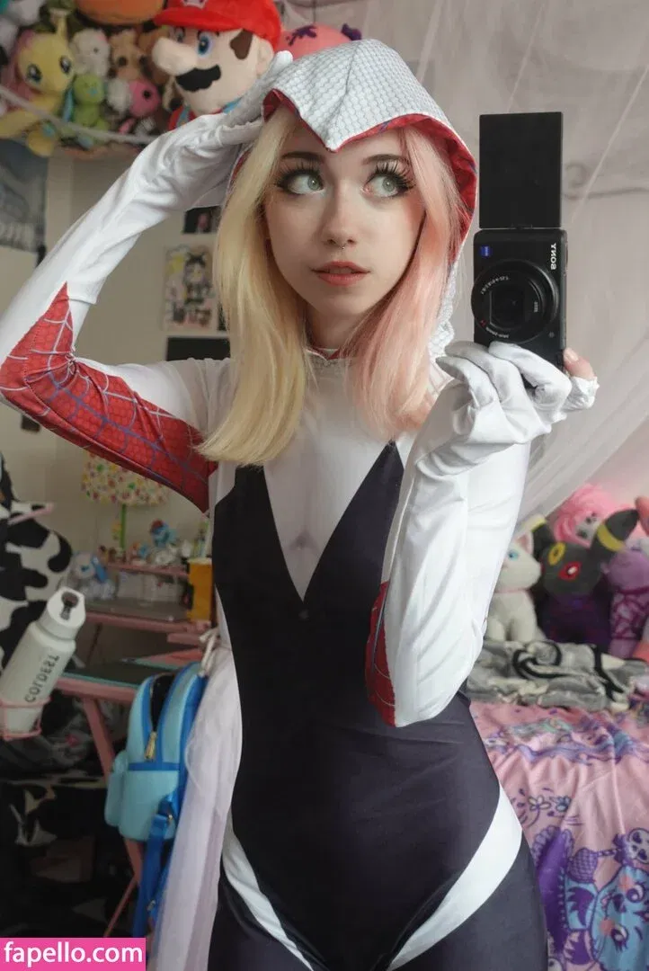 Iluvmeww Onlyfans Photo Gallery 