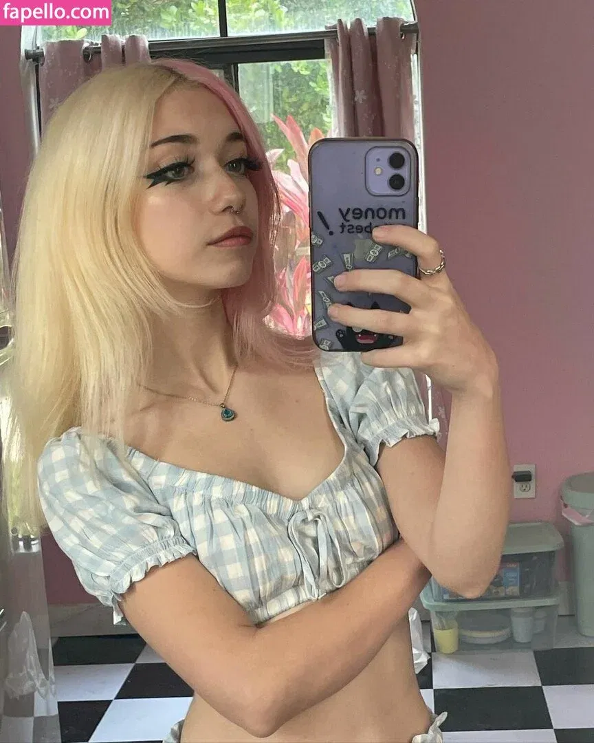 Iluvmeww Onlyfans Photo Gallery 