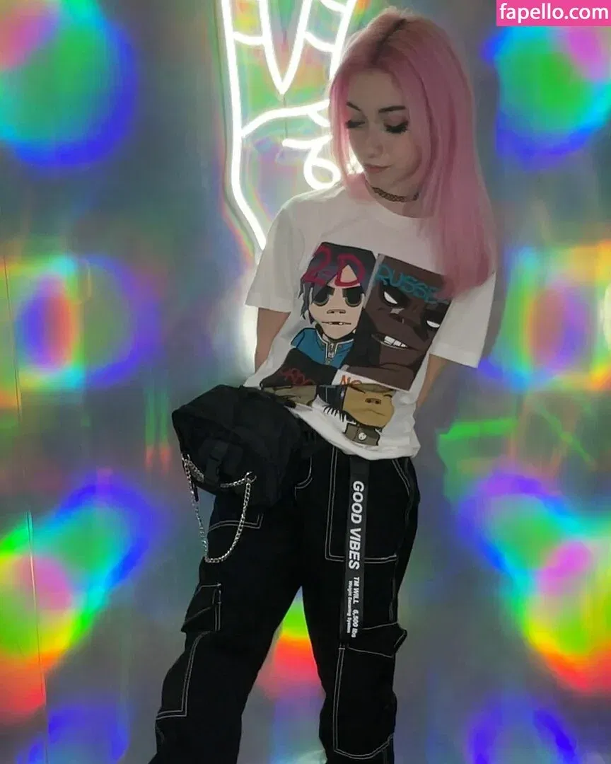 Iluvmeww Onlyfans Photo Gallery 