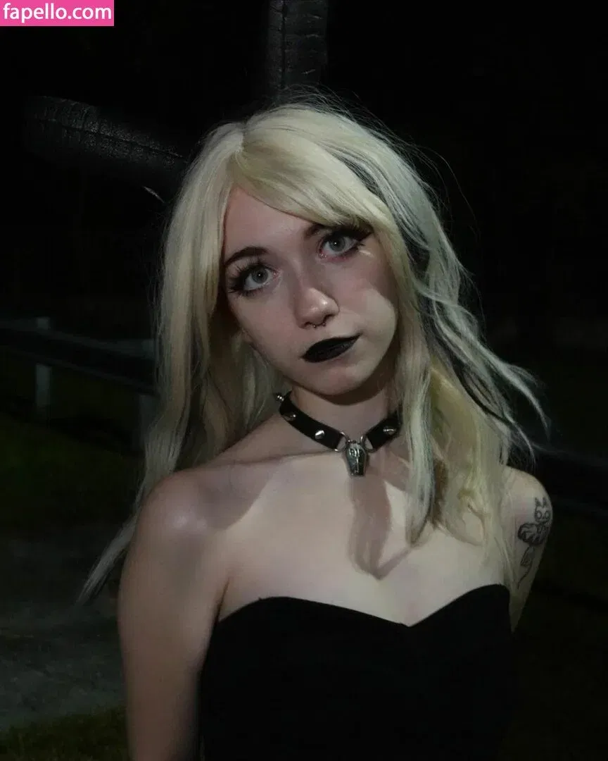 Iluvmeww Onlyfans Photo Gallery 