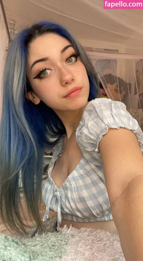 Iluvmeww Onlyfans Photo Gallery 