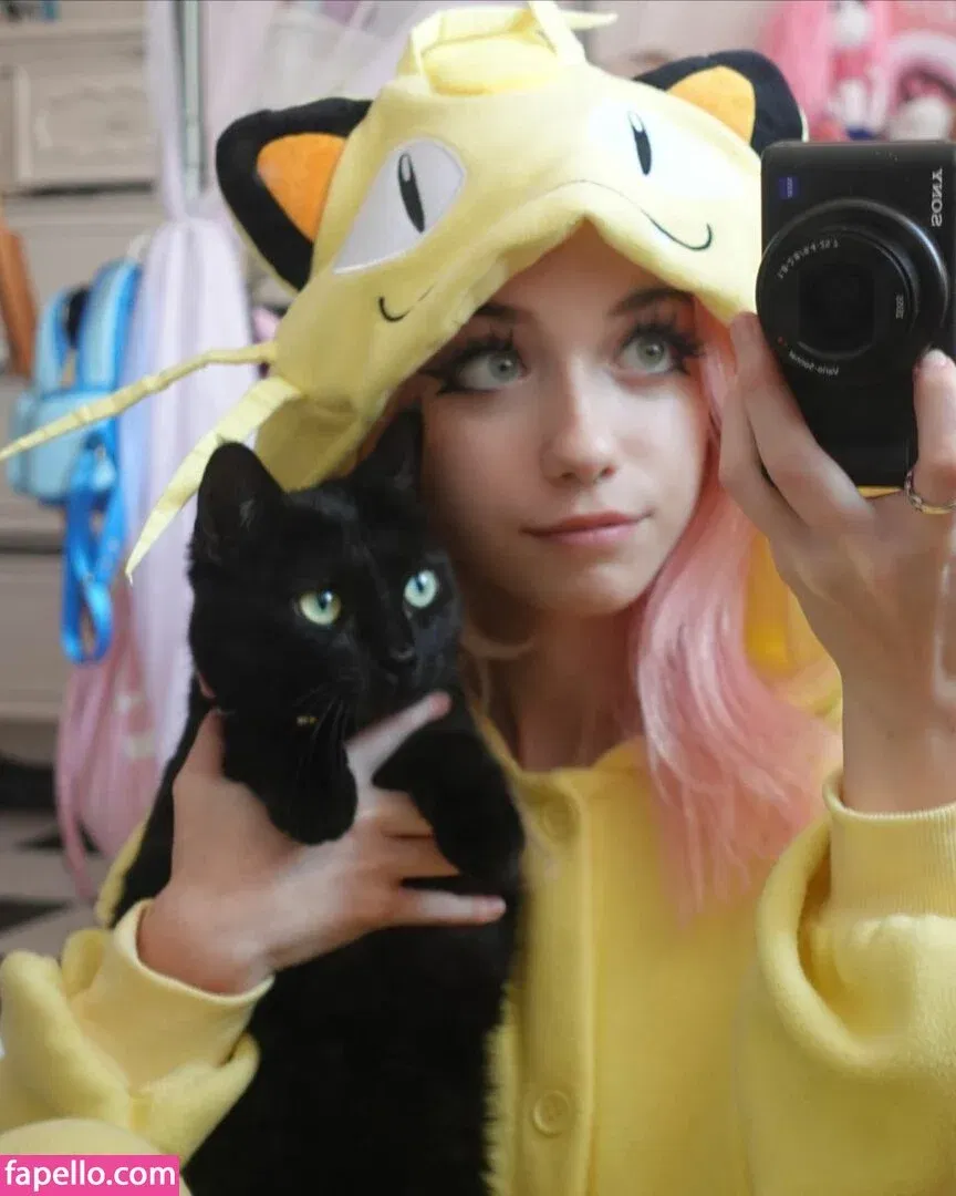 Iluvmeww Onlyfans Photo Gallery 