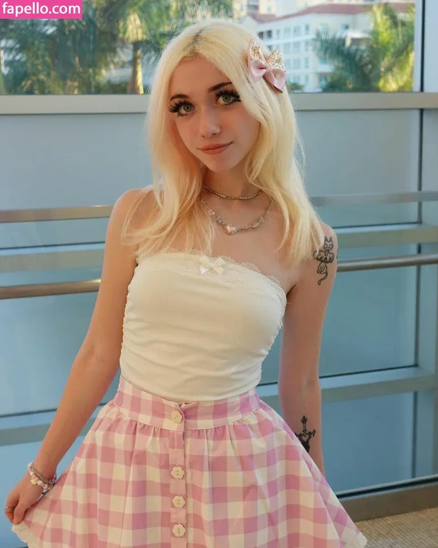 Iluvmeww Onlyfans Photo Gallery 