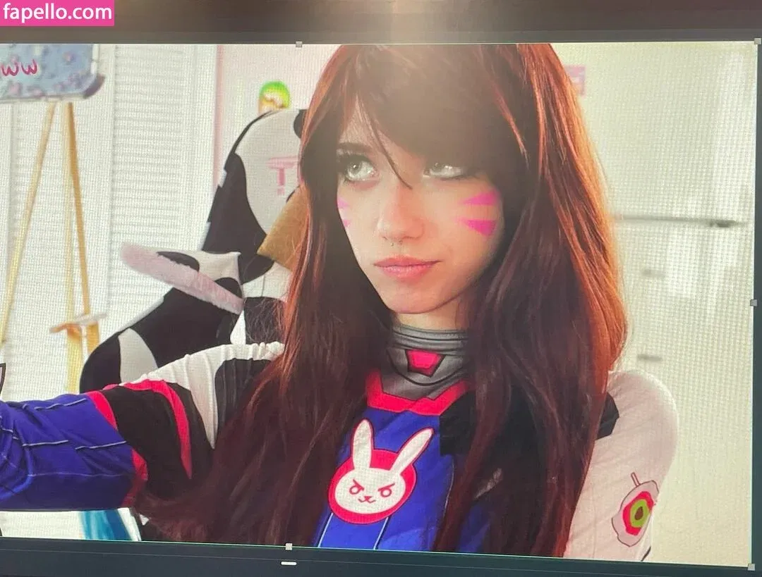 Iluvmeww Onlyfans Photo Gallery 