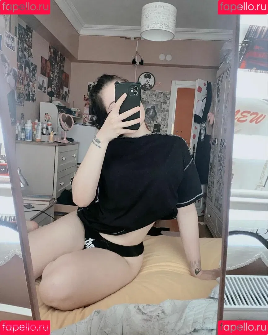 Sudemwah Onlyfans Photo Gallery 