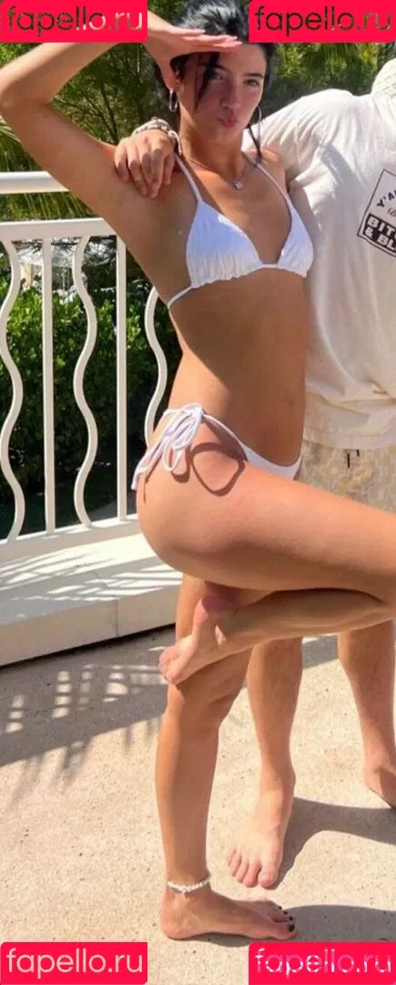 Charli D'Amelio Onlyfans Photo Gallery 
