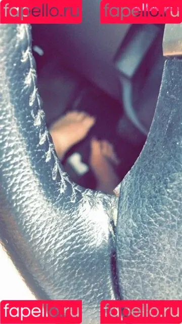 kkb00182 Onlyfans Photo Gallery 