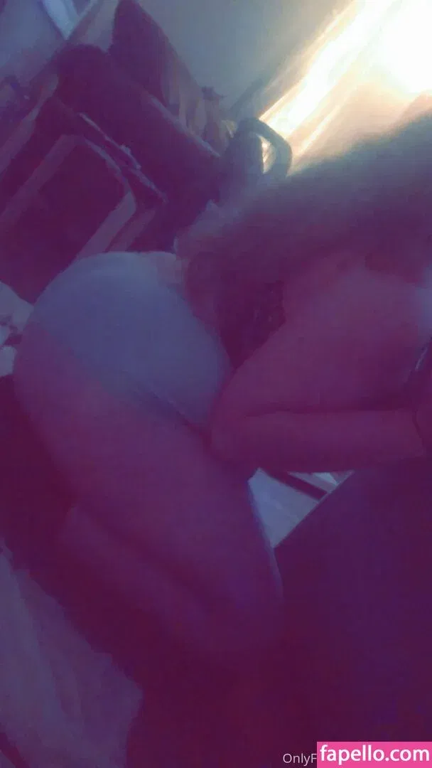 kkb00182 Onlyfans Photo Gallery 