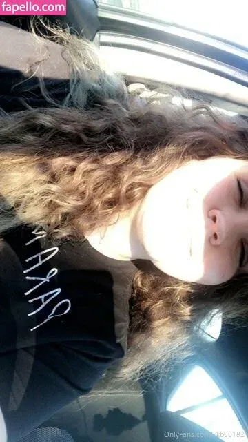 kkb00182 Onlyfans Photo Gallery 