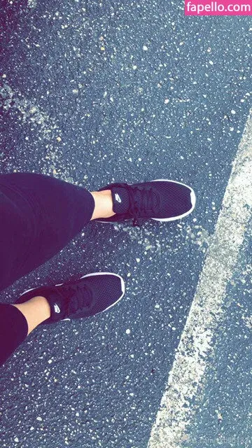 kkb00182 Onlyfans Photo Gallery 