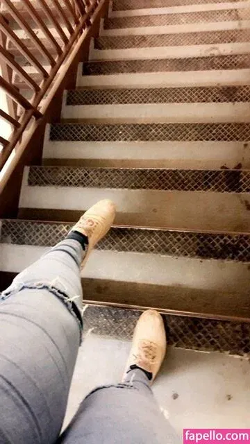 kkb00182 Onlyfans Photo Gallery 