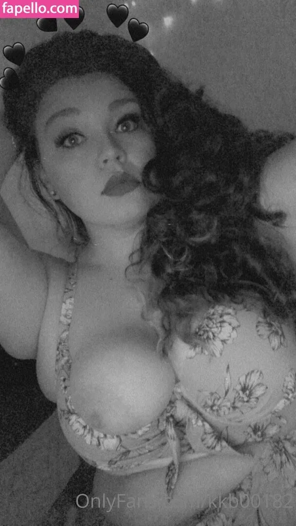 kkb00182 Onlyfans Photo Gallery 