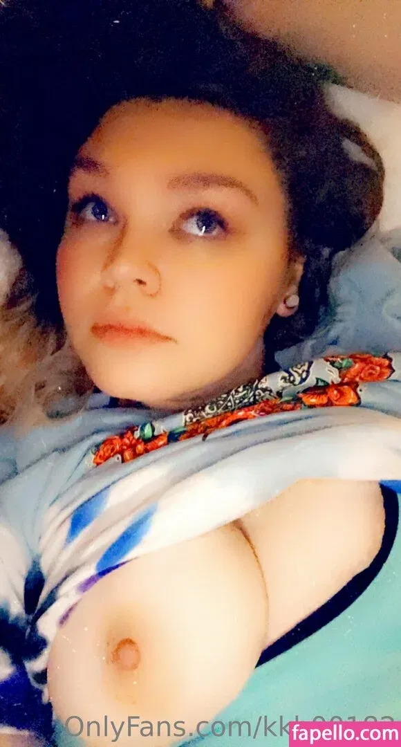 kkb00182 Onlyfans Photo Gallery 