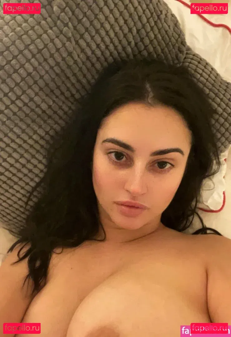 emmafkfree Onlyfans Photo Gallery 