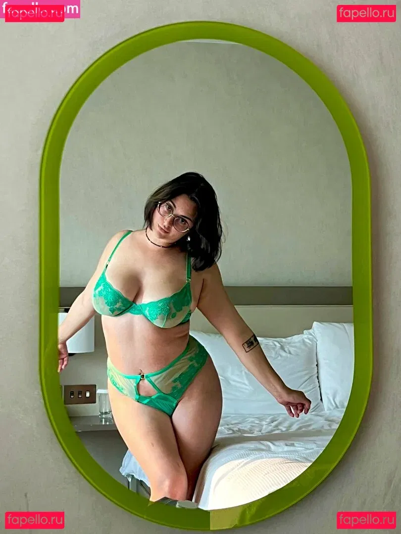 emmafkfree Onlyfans Photo Gallery 