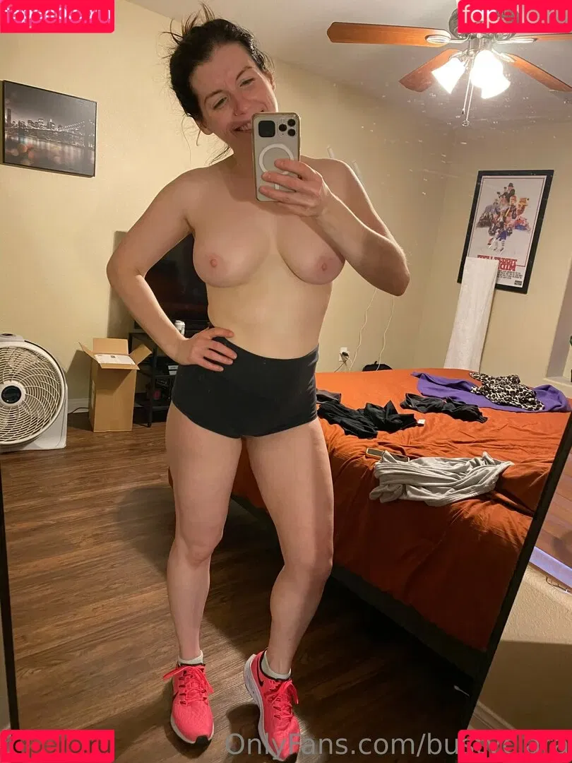 BustyCiara Onlyfans Photo Gallery 