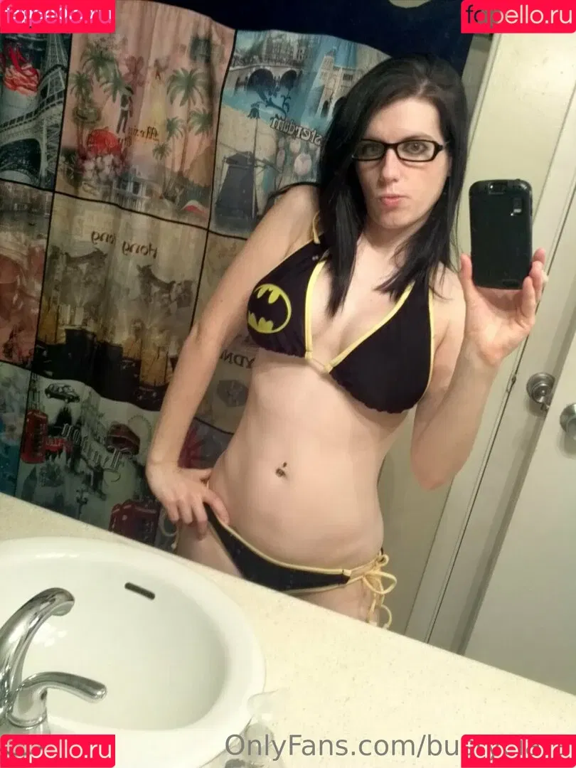 BustyCiara Onlyfans Photo Gallery 